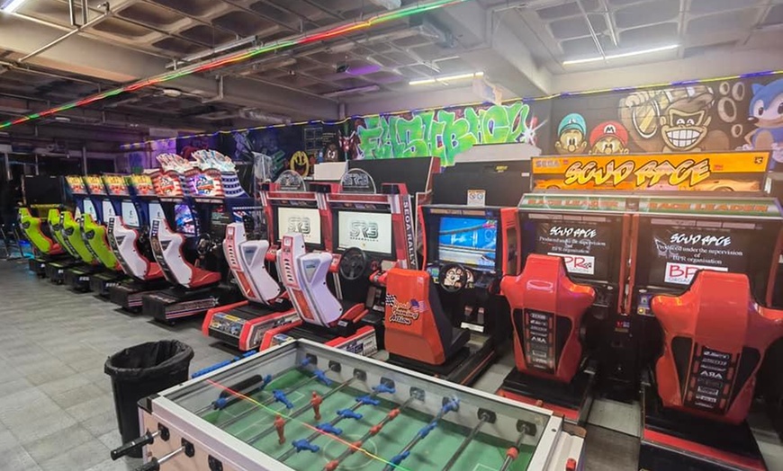 Image 3: Up to 7% Off on Arcade at Flashback Arcade Bradford