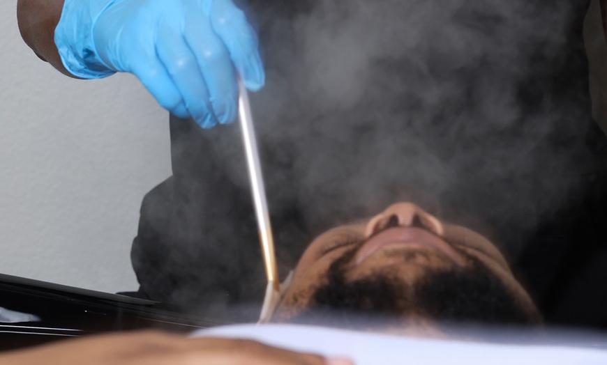 Image 3: Up to 45% Off on In Spa Pampering Package at The kave treatment