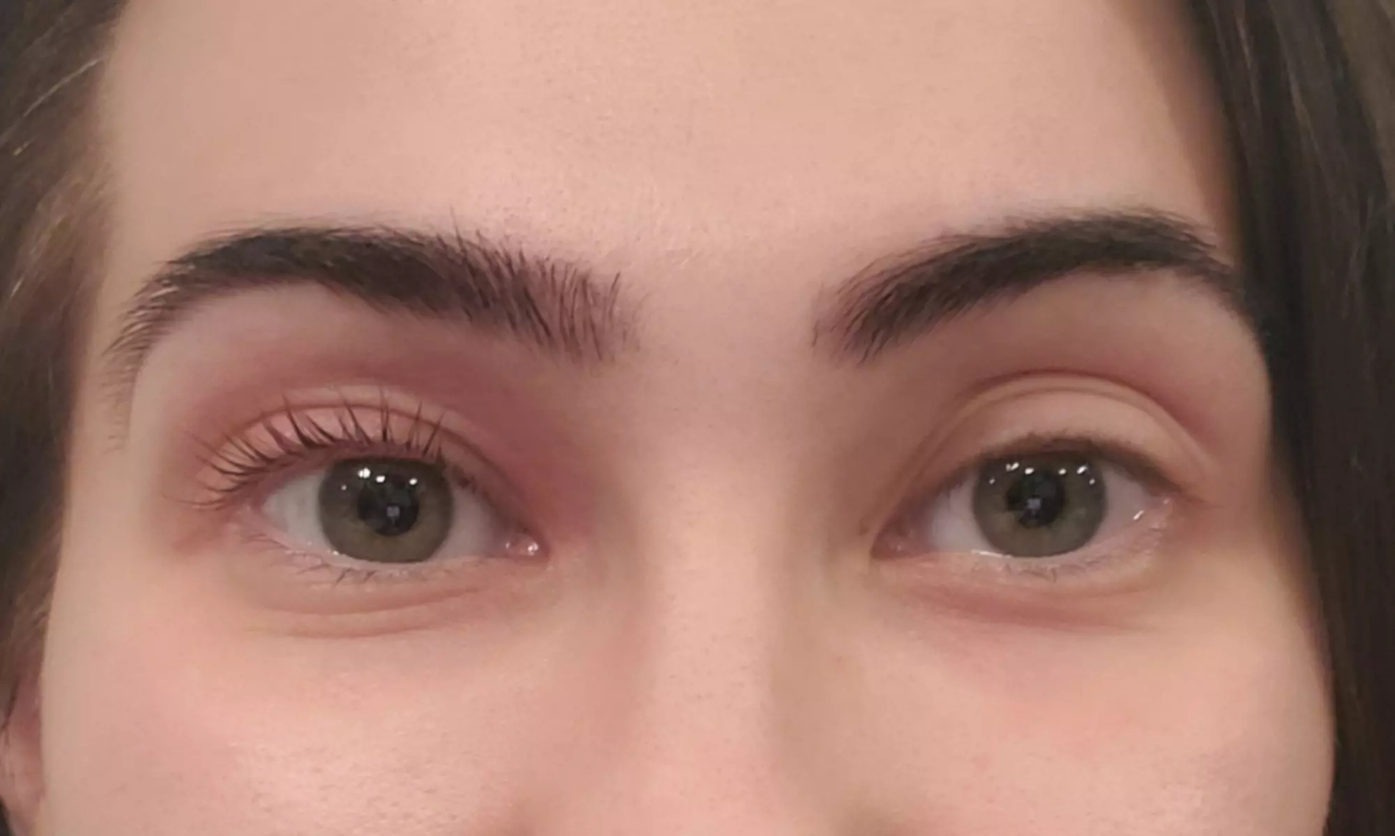 Up to 50% Off on Eyelash Tinting at Everglo Spa