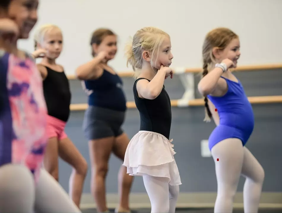 Discover Envision Dance and Gymnastics' Kids Dance Classes, Enjoy Free T-Shirt & Registration with Up to 45% Off - Second Medium