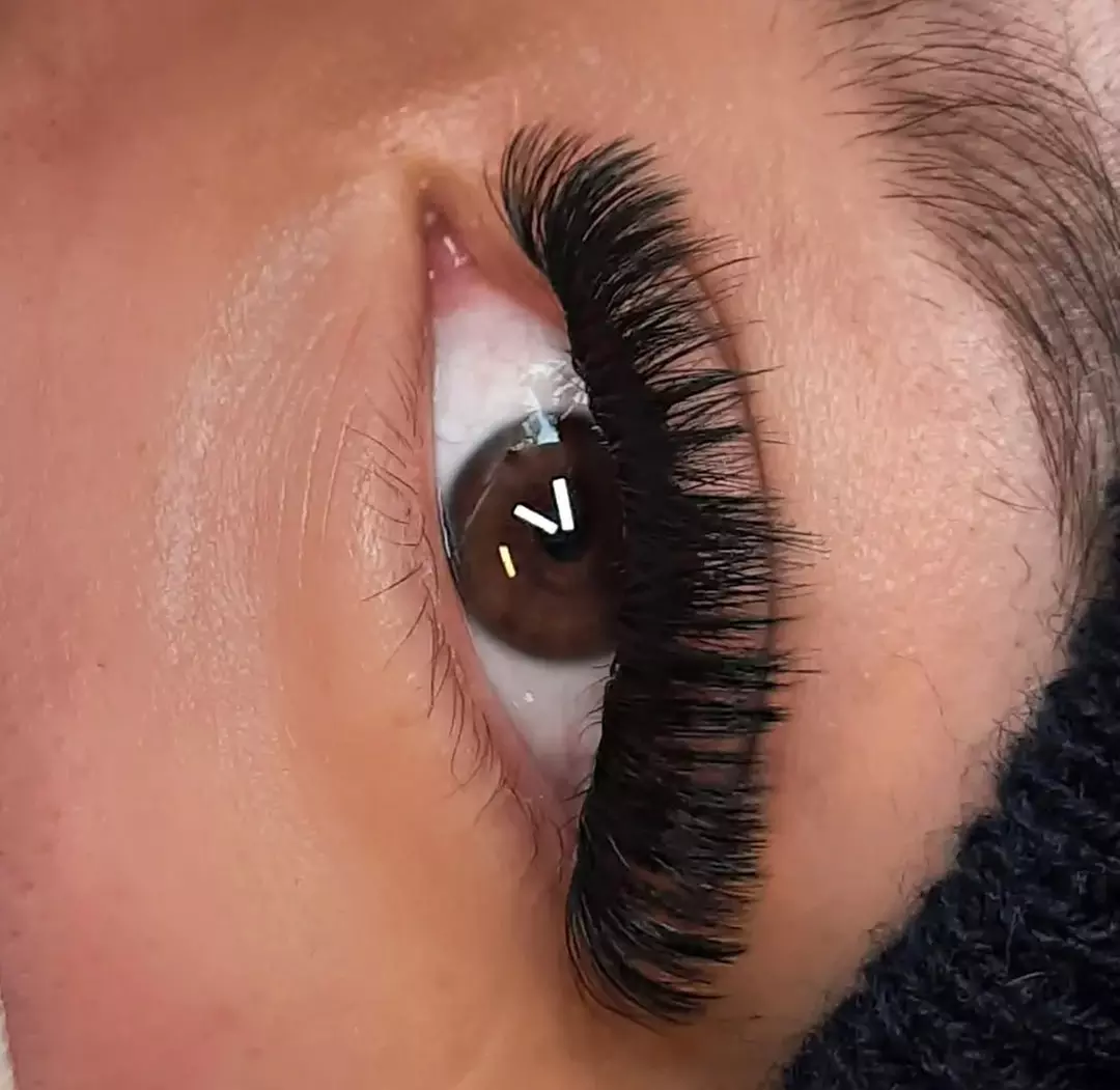Get Volume Extension or Classic Lashes w/ 1 False Lash per Natural Lash at Hanna Jane Esthetics (Up to 47% Off) - Primary Image