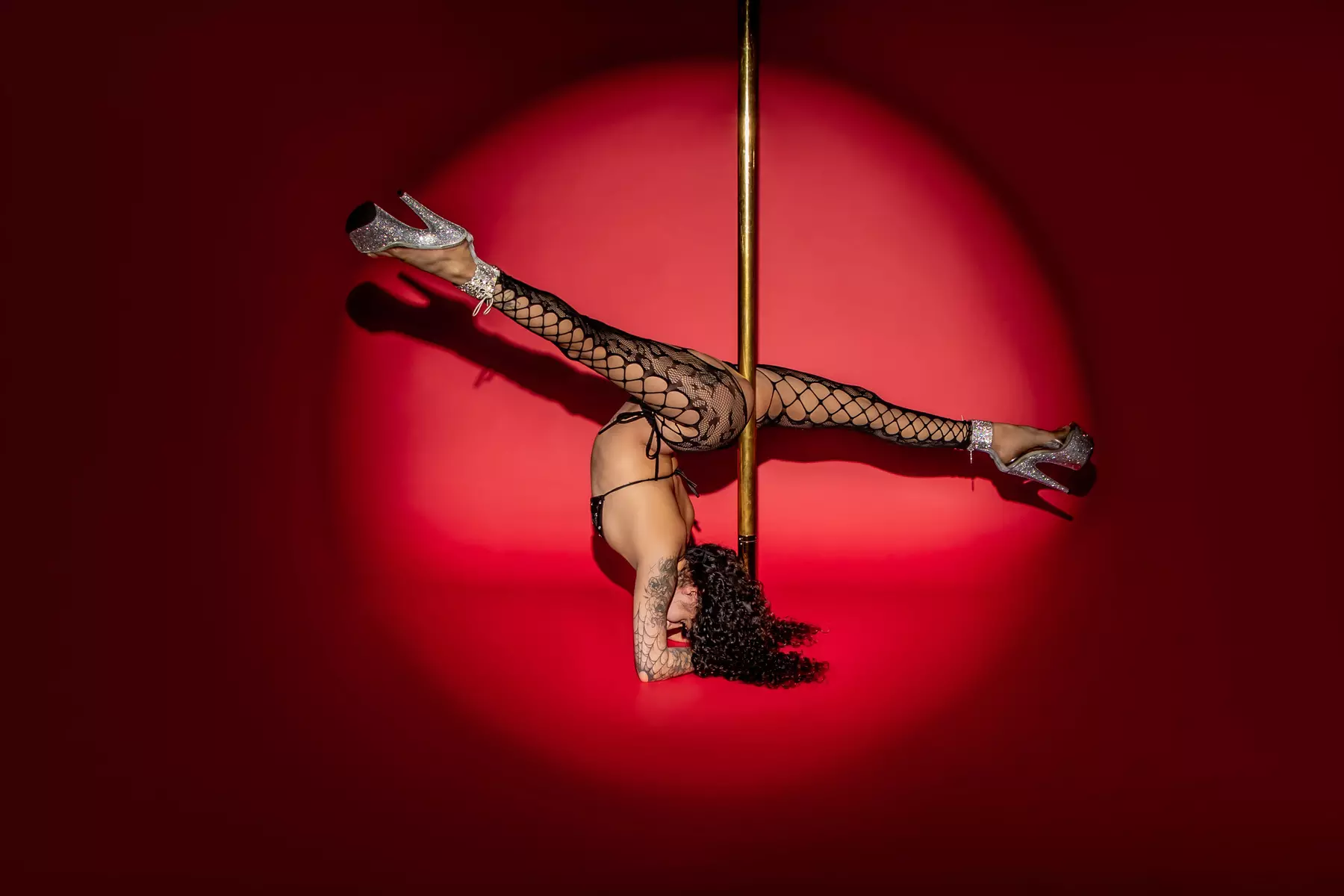 Explore Exciting Pole Fitness with 1:1 Sessions and Class Packages