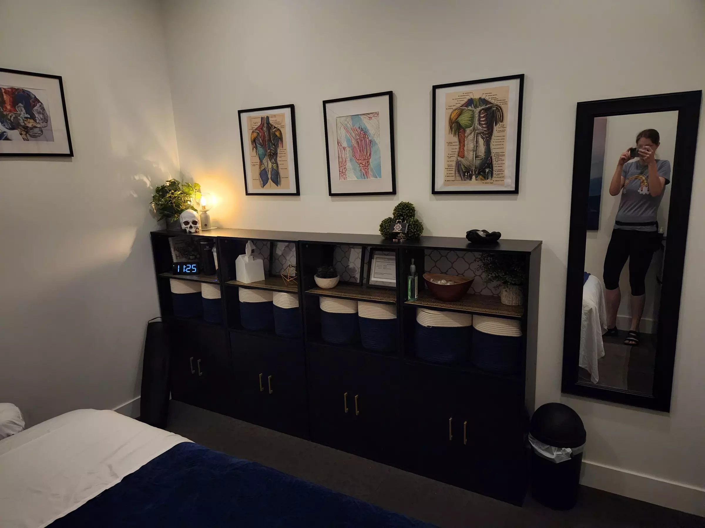 Experience a 50-minute massage at Hurts So Good Bodywork, with options for one or two sessions, saving up to 30% - Second Medium