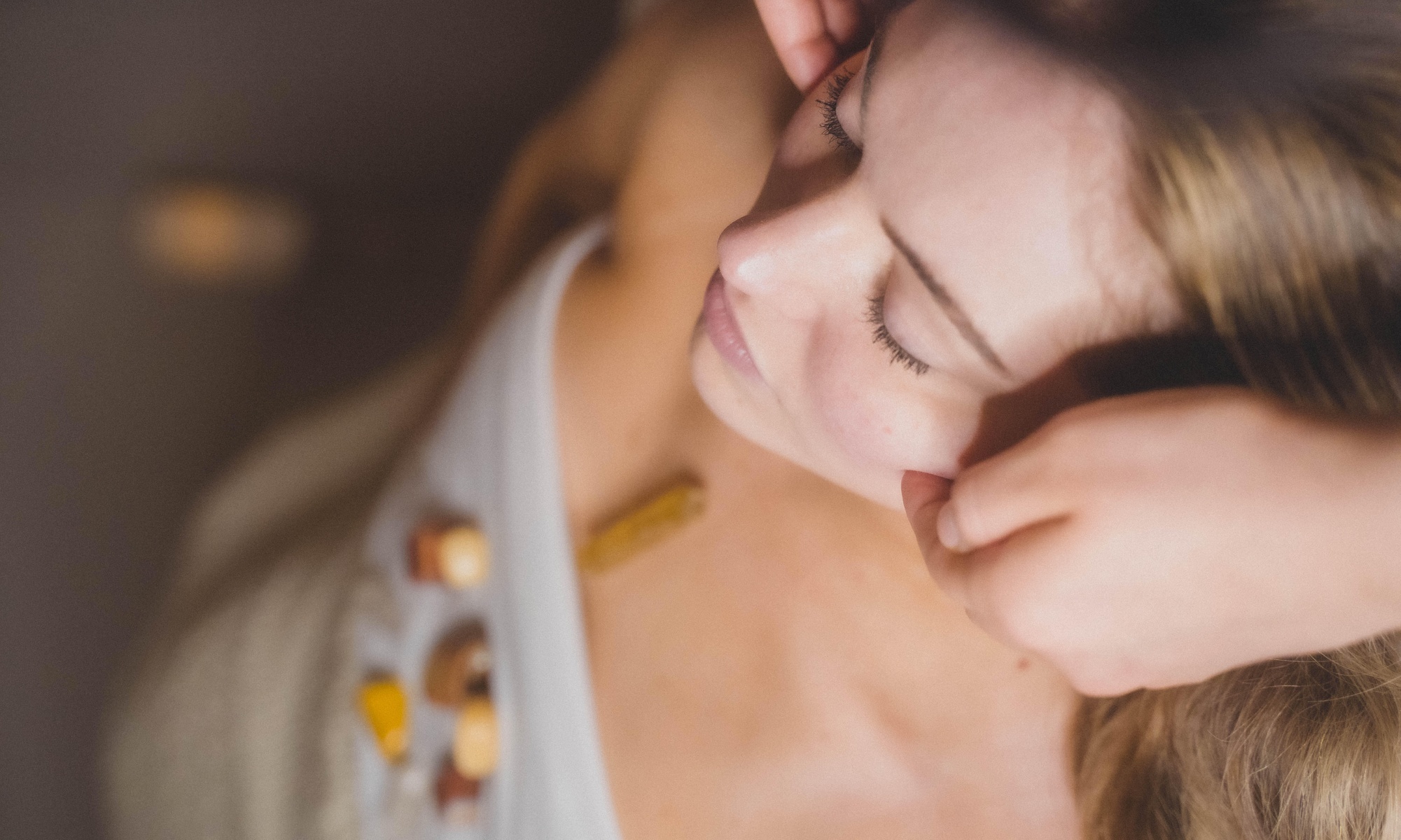 Experience Mantra Massage's holistic wellness with Reiki massages up to 15% off for ultimate relaxation - Primary Image