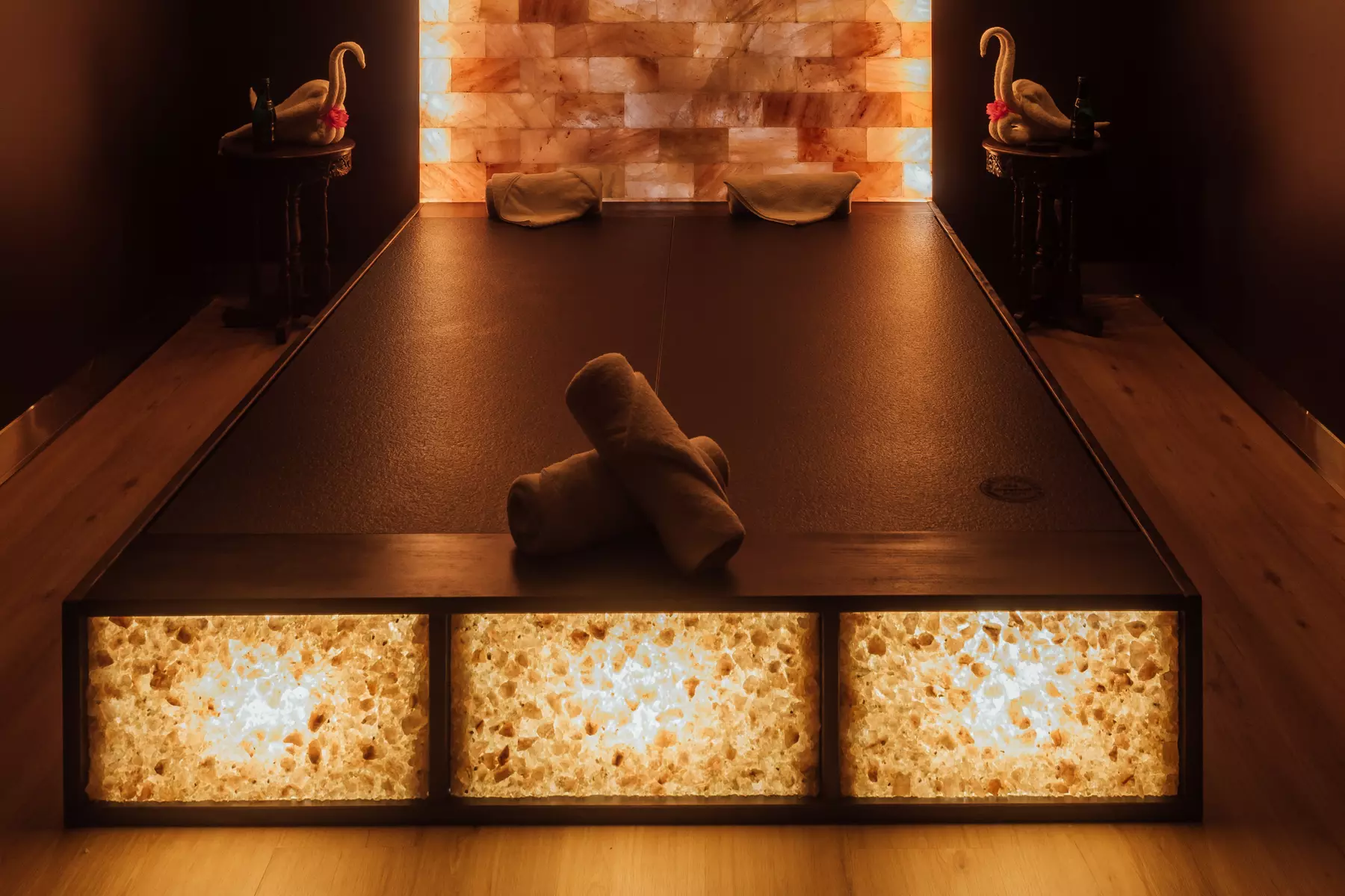 Ciesz się relaksem w saunie na wyłączność dla 1 lub 2 osób z opcją masażu tajskiego