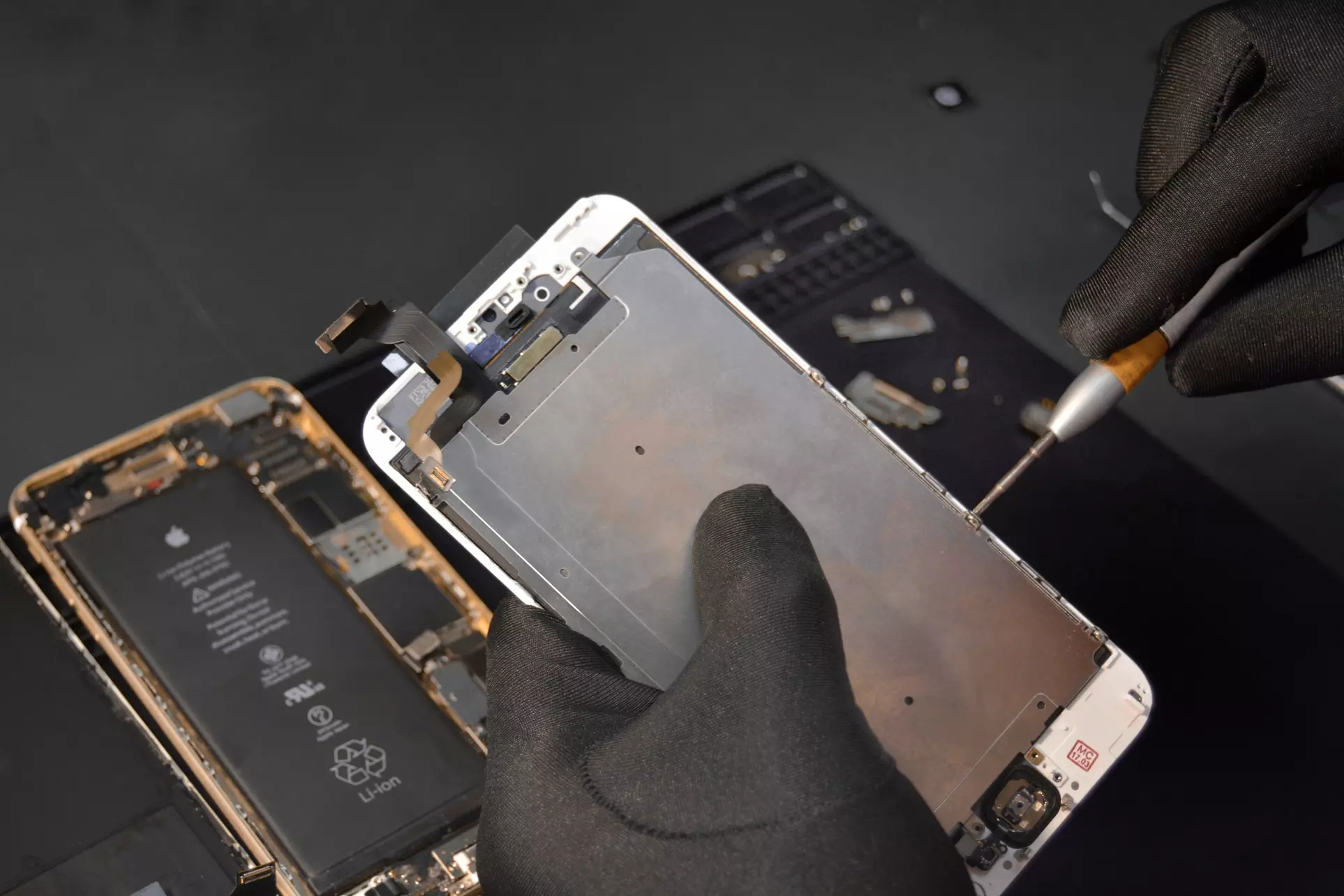 Up to 41% Off on Online Electronics Repair at Mobile Comfix Inc - Second Medium