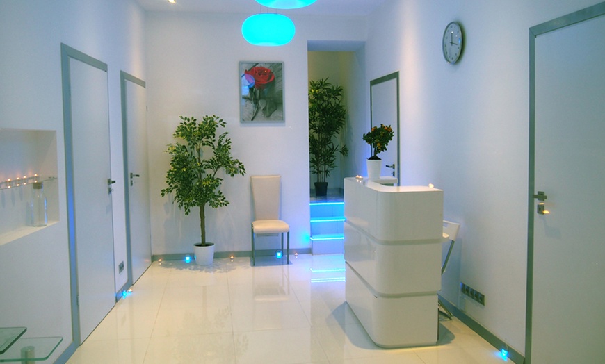 Image 6: Nowoczesne odmładzanie bez skalpela: zabieg HIFU na wybraną okolicę