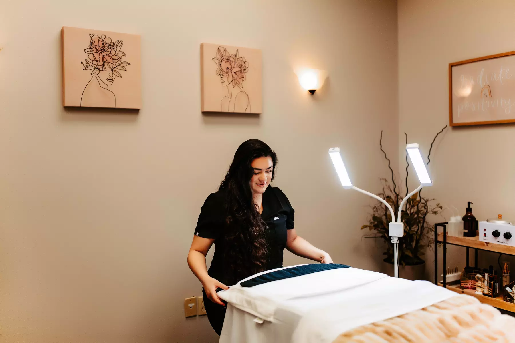 Get Gorgeous Brows with Lamination and Waxing Services