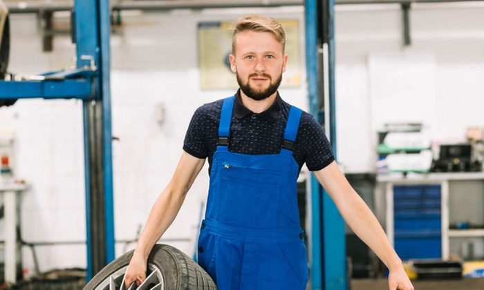 Shift Gears with Training Express: Get Up to 88% Off on Car Mechanic Online Training Course!