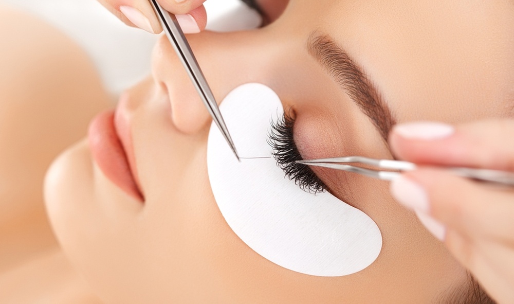 Enjoy a full set of natural classic eyelash extensions with a relaxing iRelaxBot massage at Beauty Island Spa, up to 56% off