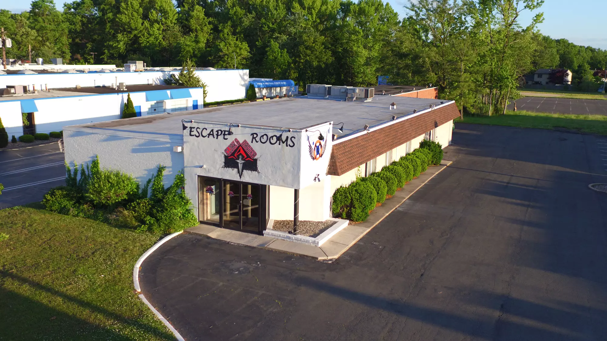 Discover thrilling escape games at Cloak And Dagger Escape Rooms with options for groups of 4 to 10, up to 24% off - Second Medium