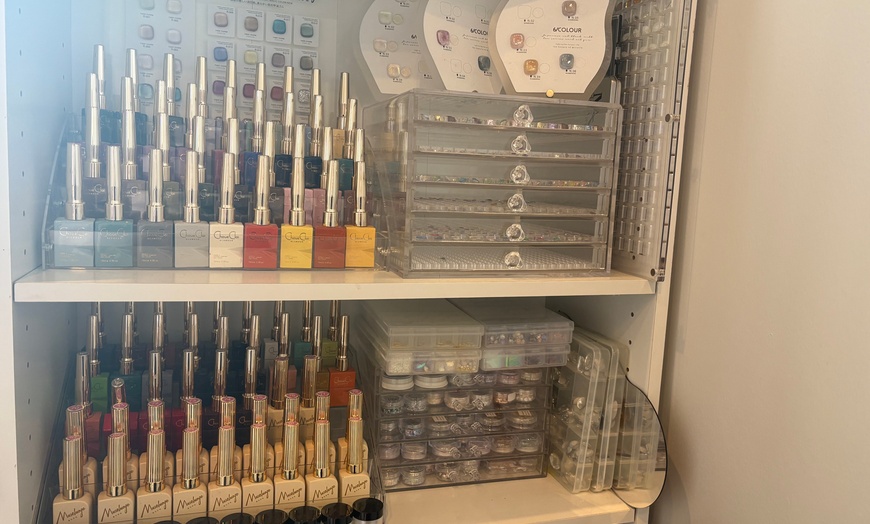 Image 3: Get a 1 Clean Girl Gel Manicure (With Gel Removal/ Nail Extensions)