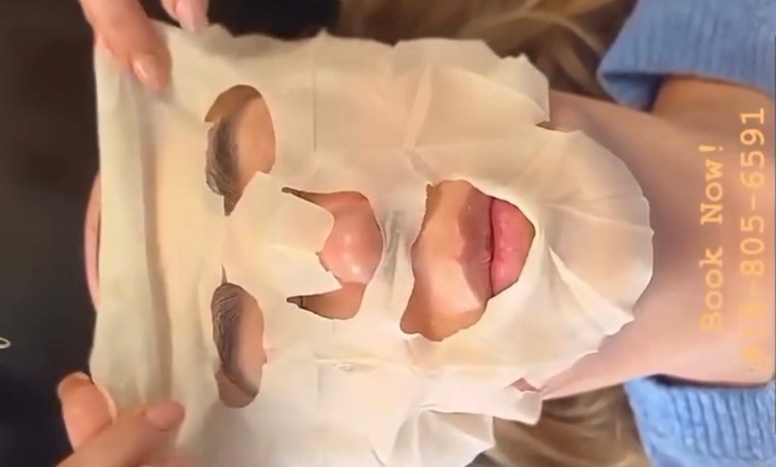 Image 5: Get Radiant Skin with One, Two or Three 60 Minute Basic Facials