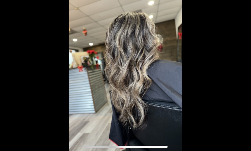 Image 8: Transform with Haircut, Conditioning, Smoothing, Highlights, & More 