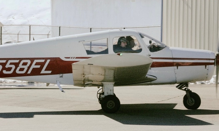 Image 3: Introductory Flight Training – Lynchburg