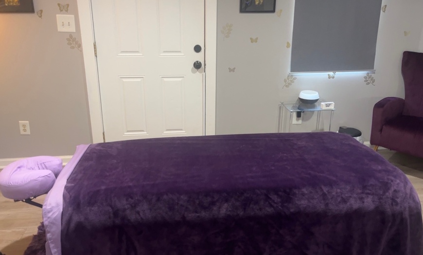 Image 4: Enjoy 1,3, or 5 60-Minute Deep Tissue Massage Sessions