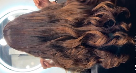 Forfait coiffure : shampoing,  brushing sur cheveux courts, mi-longs et longs
