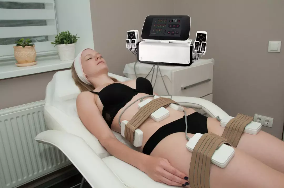 Explore Laser Lipo Non-Invasive Body Sculpting Sessions