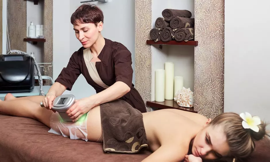 1, 3 ou 4 séances de cryolipolyse sur 1, 2 ou 4 zones au choix (jusqu'à 80% de remise) - Primary Image