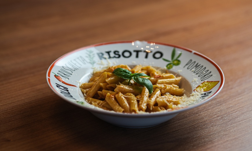 Image 8: Włoskie specjały: pizza, pasta, panuozzo, deska smakołyków i więcej