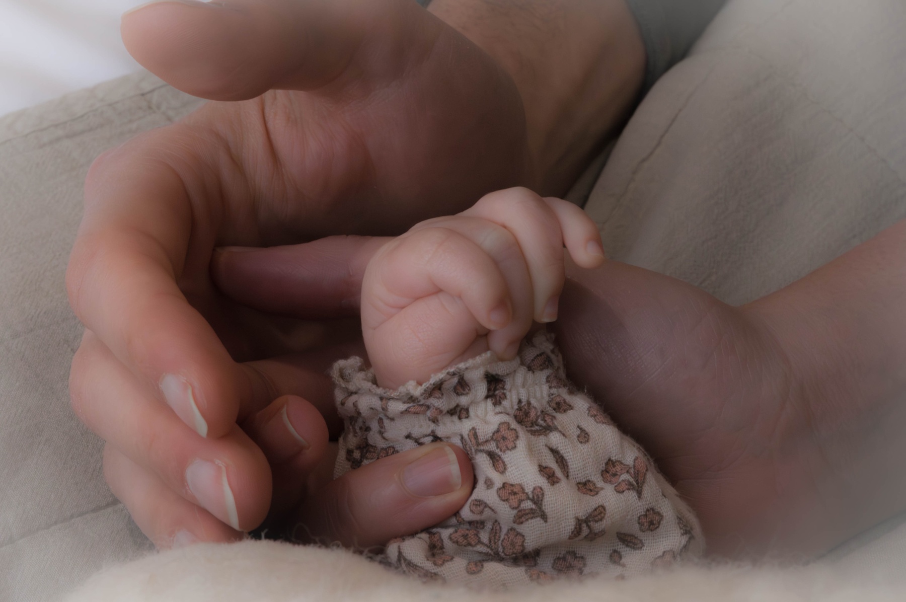 Natuurlijke en ontspannen fotoshoot naar keuze in een daglichtstudio
