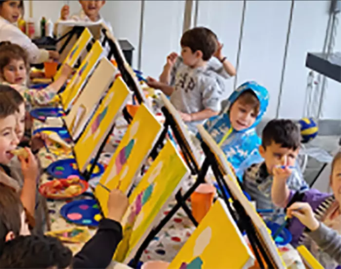 Mobile Paint Parties at Your Doorstep – Fun for Kids, Adults