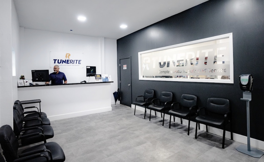 Full Synthetic Oil Change and Multi-Point Vehicle Inspection