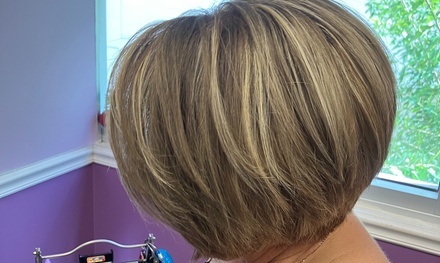 Women's and Men's Haircut With Shampoo and Styling - Andy Beauty Studio
