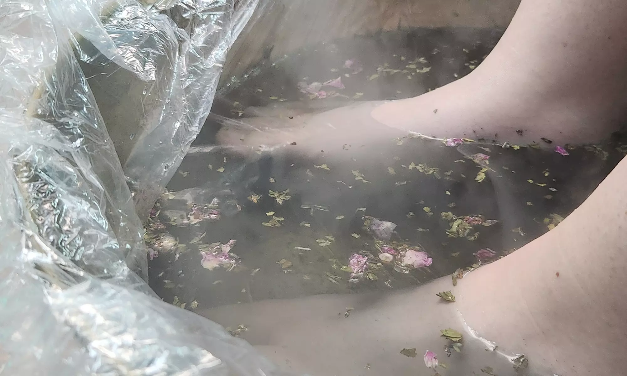 Experience November Rae Co. LLC's herbal footbath services with complimentary mocktails, offering up to 50% off. - Second Medium