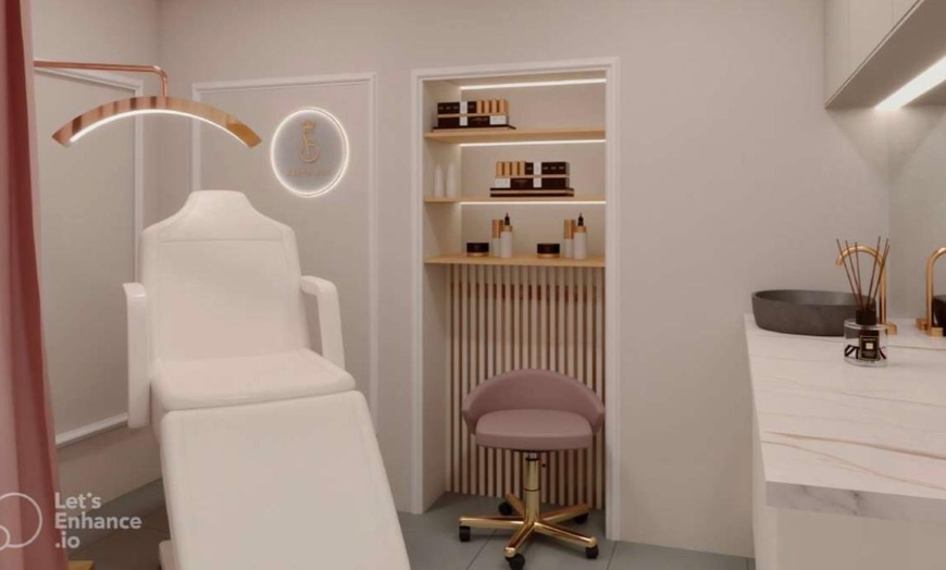 Image 2: Masaż kokosowy relaksacyjny lub olejkiem migdałowym na twarz 