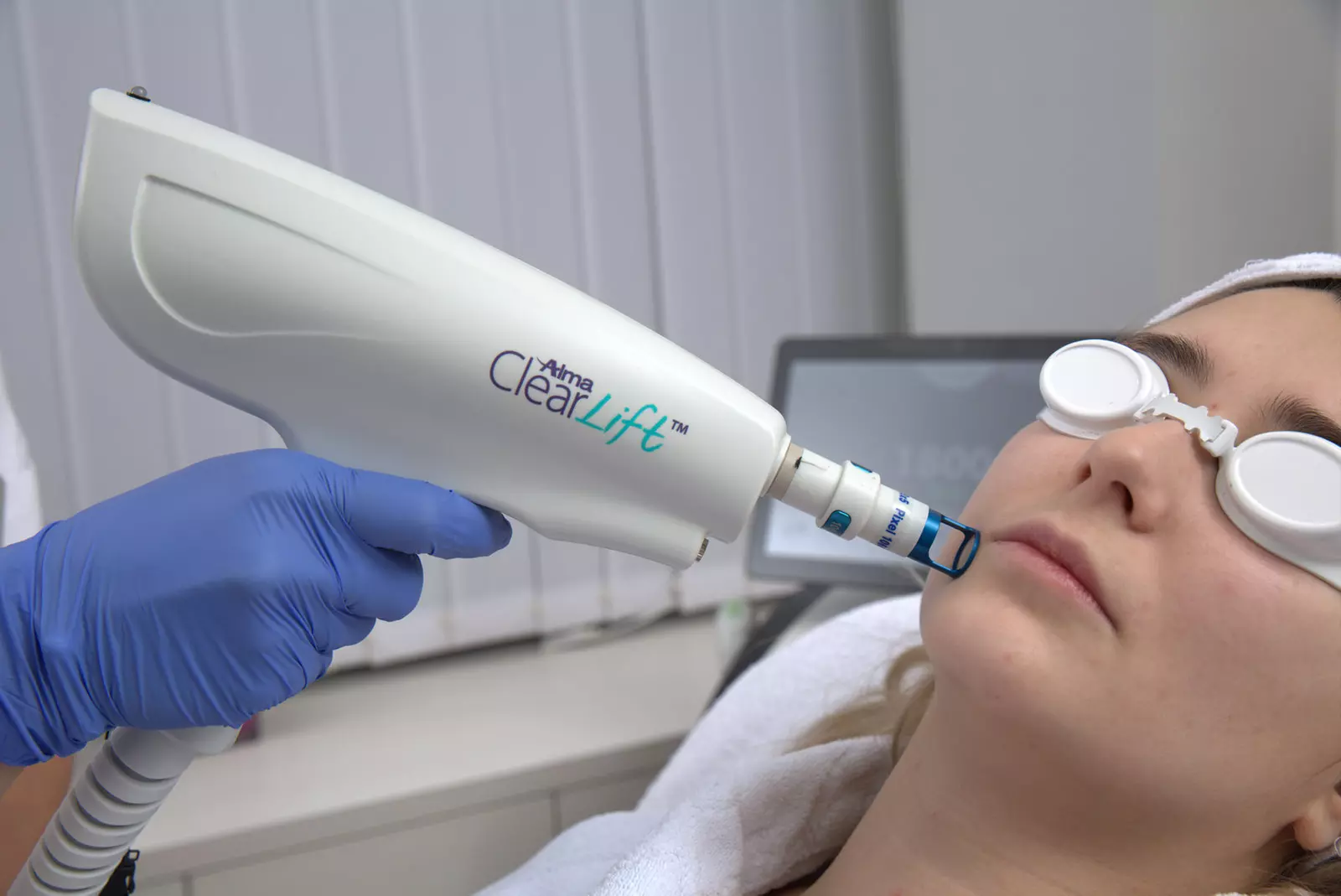 Get Ready for Transformation with Non-Surgical Facelift Sessions at Muse Medspa for Radiant Skin (Up to 55% Off) - Primary Image