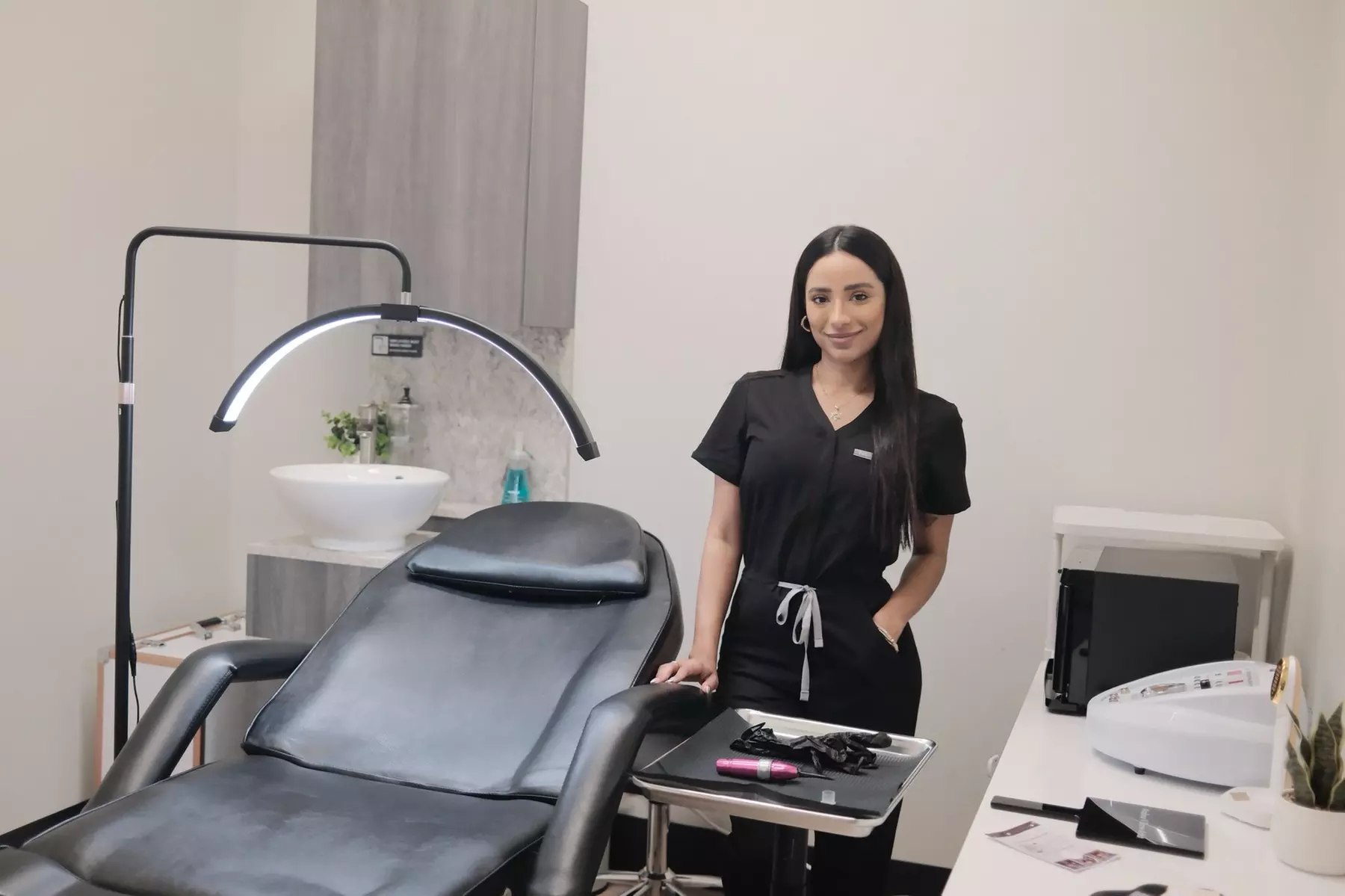 Get Perfect Brows with Eyebrow Waxing or Lamination & Tinting