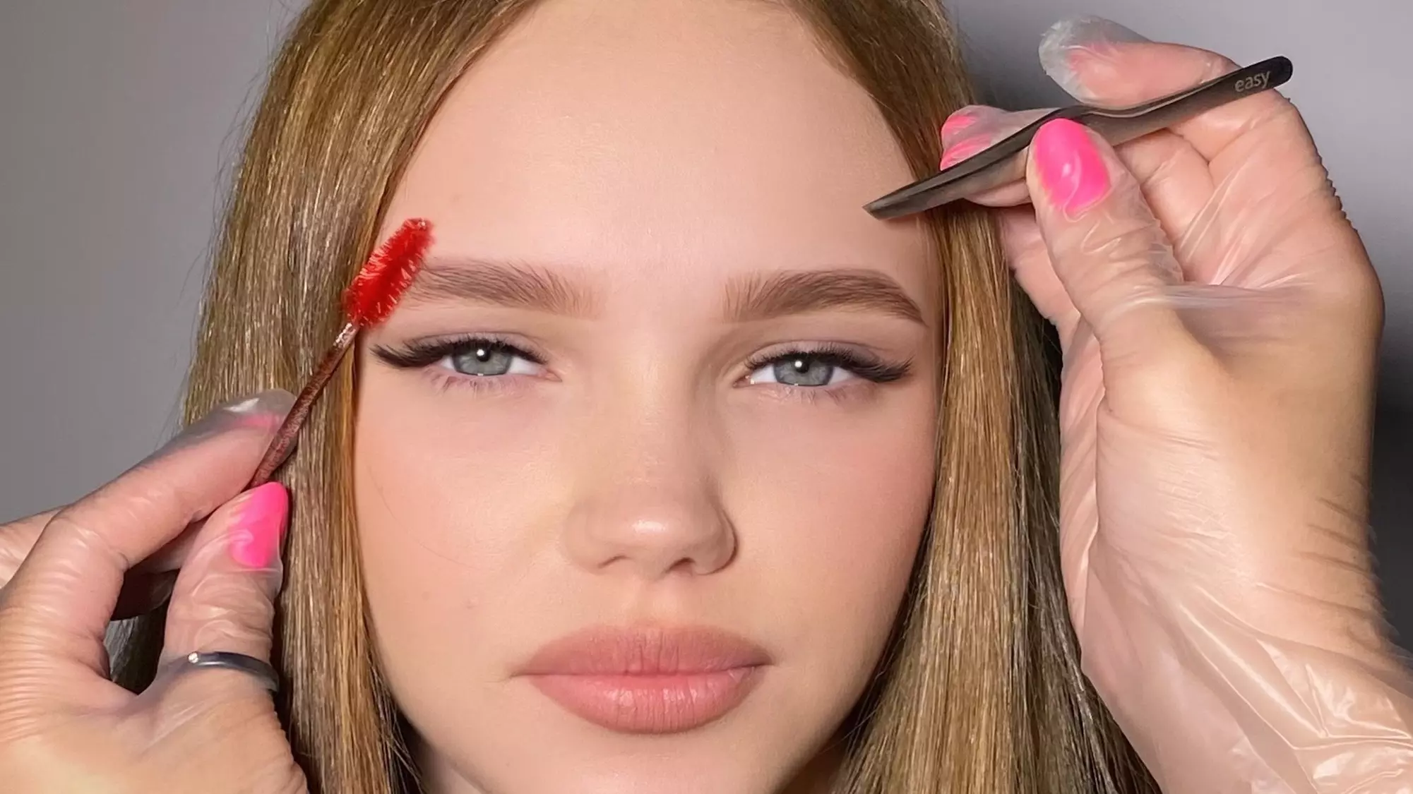 One Brow with Shaping, Tinting, and Optional Brow Lamination Session