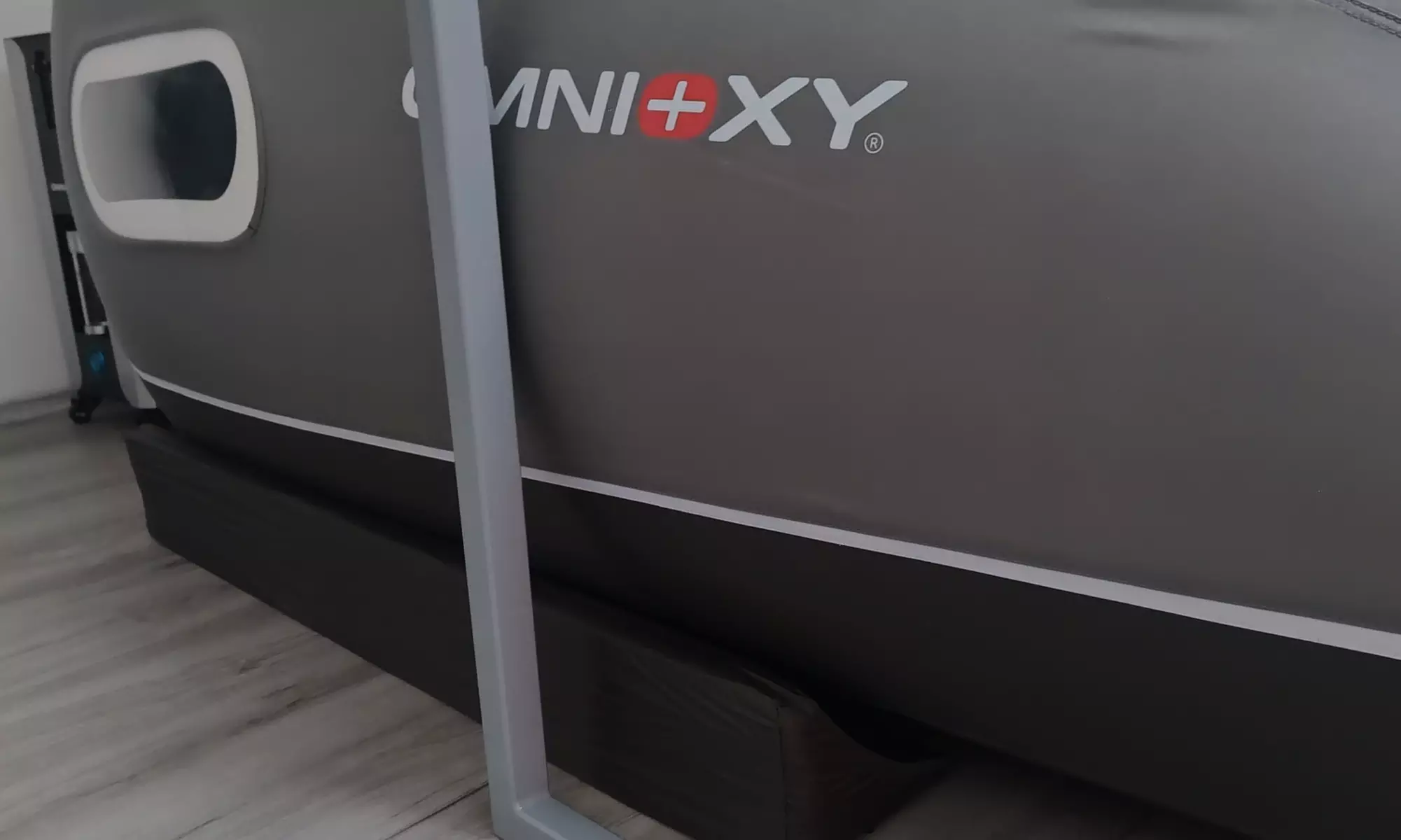 Godzinna sesja w komorze hiperbarycznej z maseczką tlenową