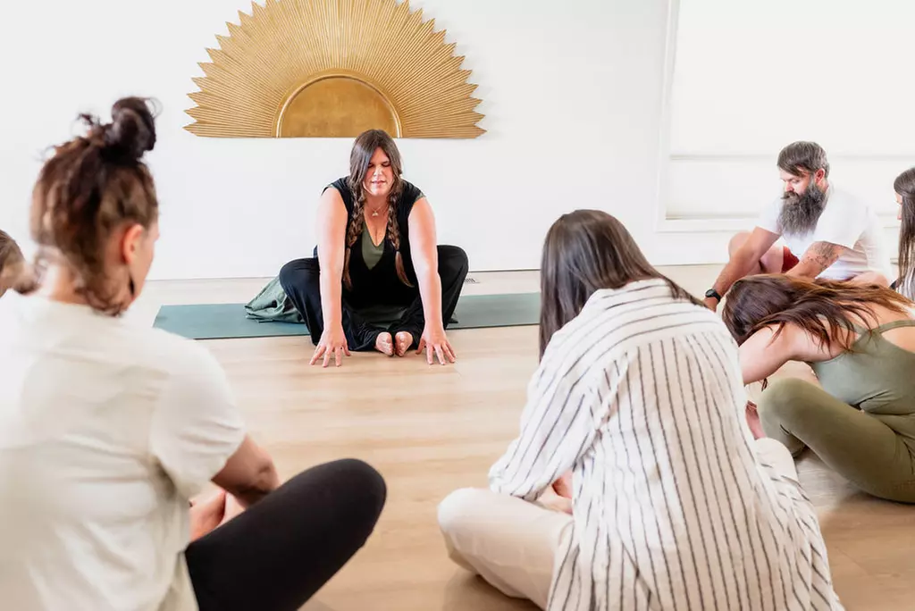 Nurturing Prenatal Yoga Class Experience Led By Experts in Boise