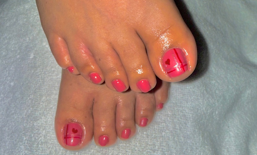 Image 3: Up to 35% Off on Nail Spa/Salon - Nail Design at MeliH