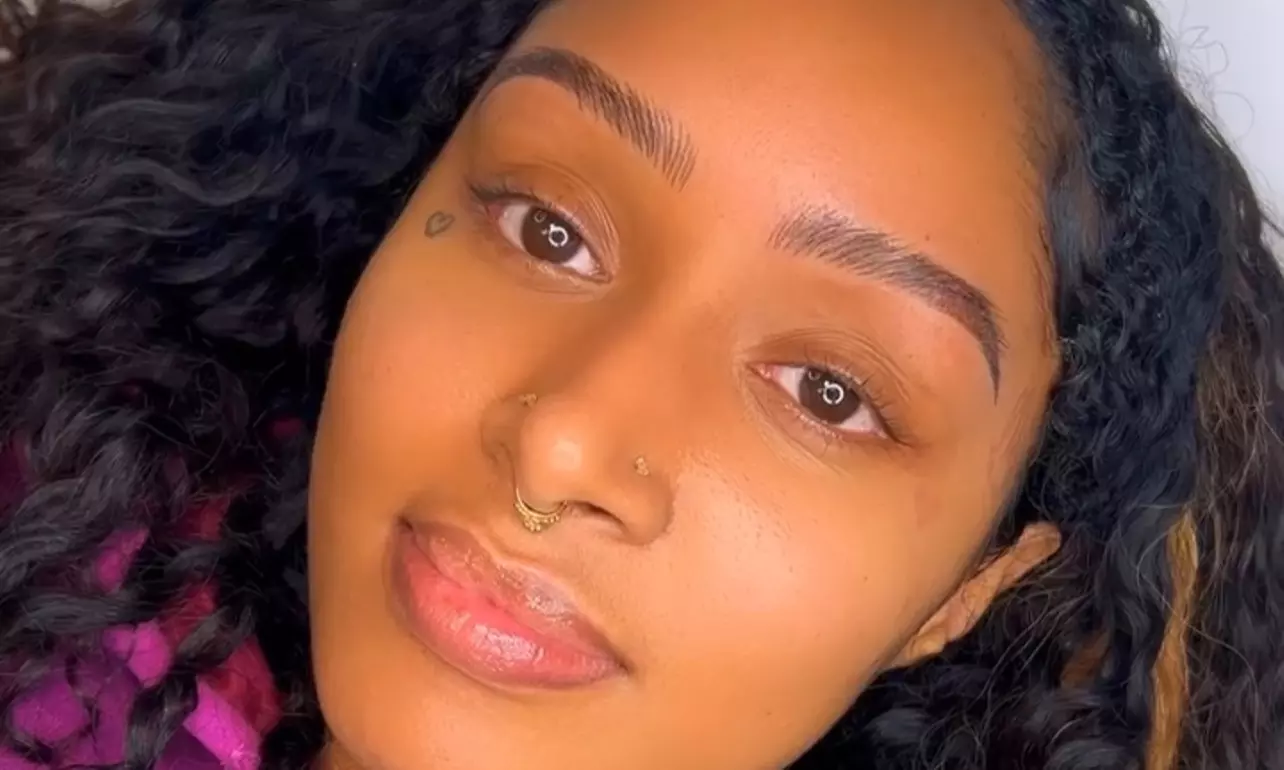 Get Stunning Ombré Shading & Nano Combo Brows