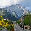 Image 8: Experience Banff Gondola, Hot Springs & 3 Lakes Tour for 1 or 2 People
