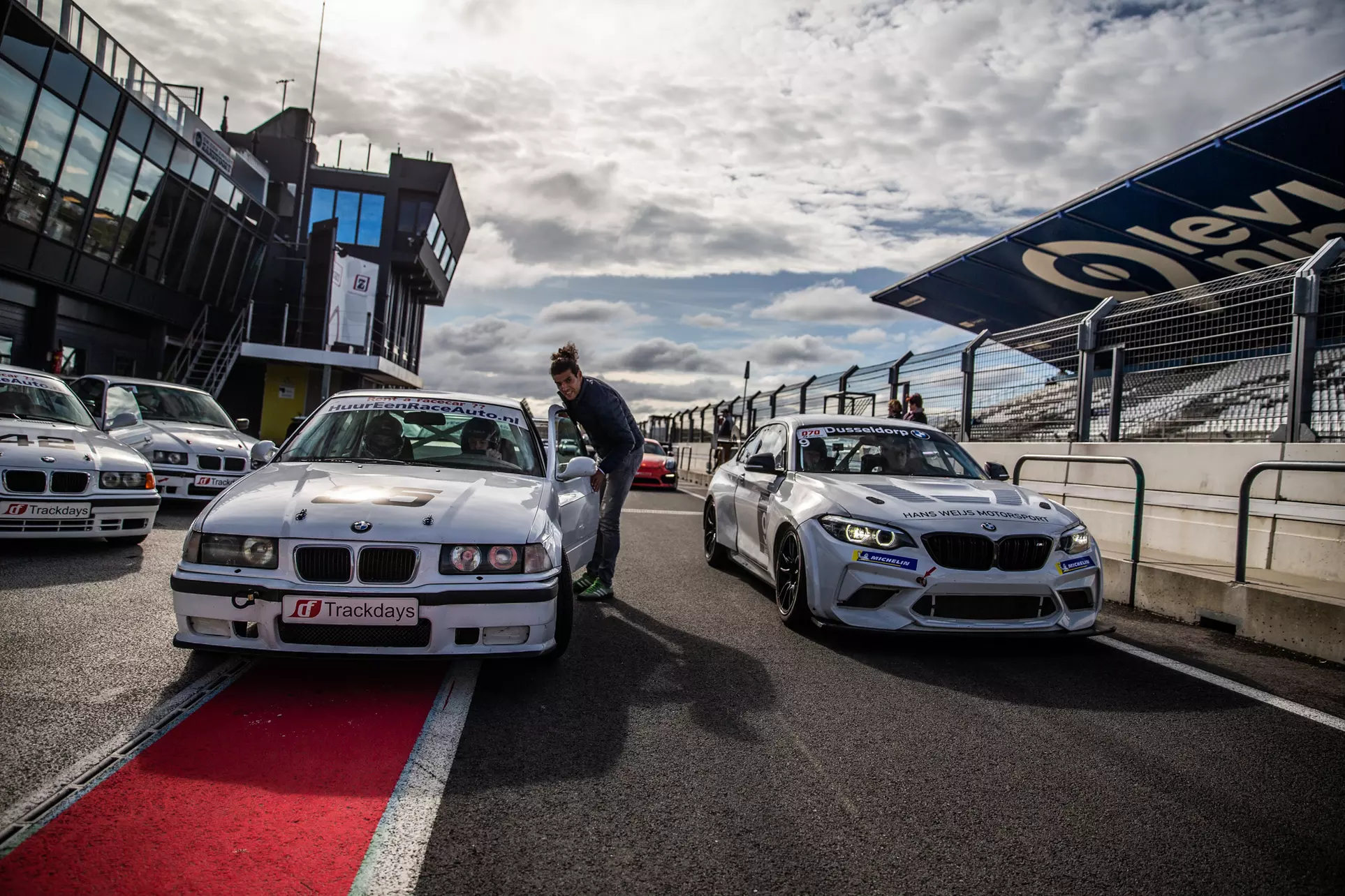 Taxi- / Race-Experience mit BMW, Audi oder WestField Cup für 1 Person