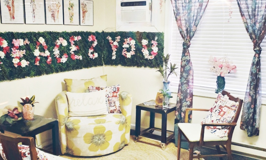 Image 6: Relax with 90-mins of foot scrub, hot stone massage, aromatherapy