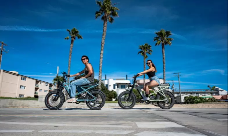 Electric Bike Rental in Santa Monica – Coastal Views & Landmarks