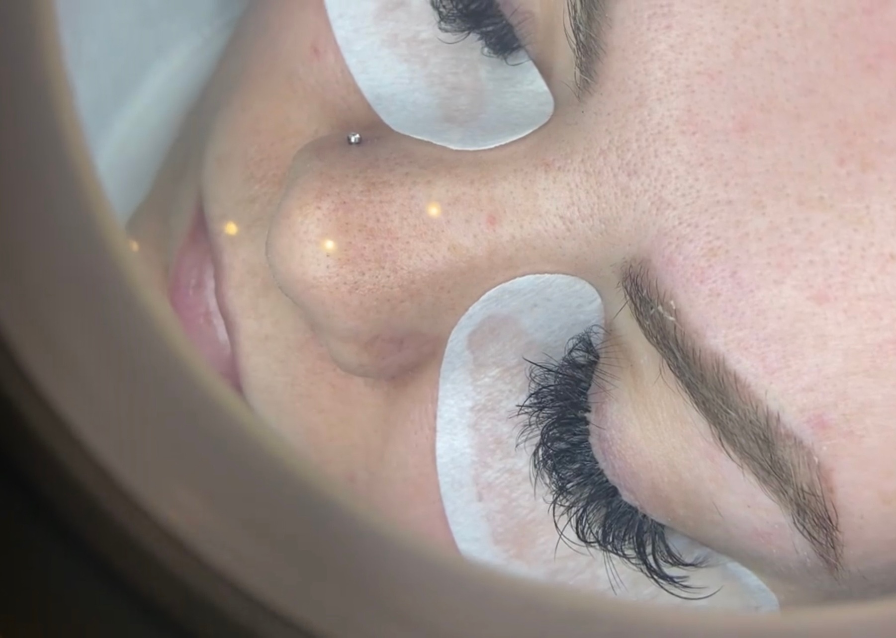 Get Stunning Lashes with Various Eyelash Extension Options