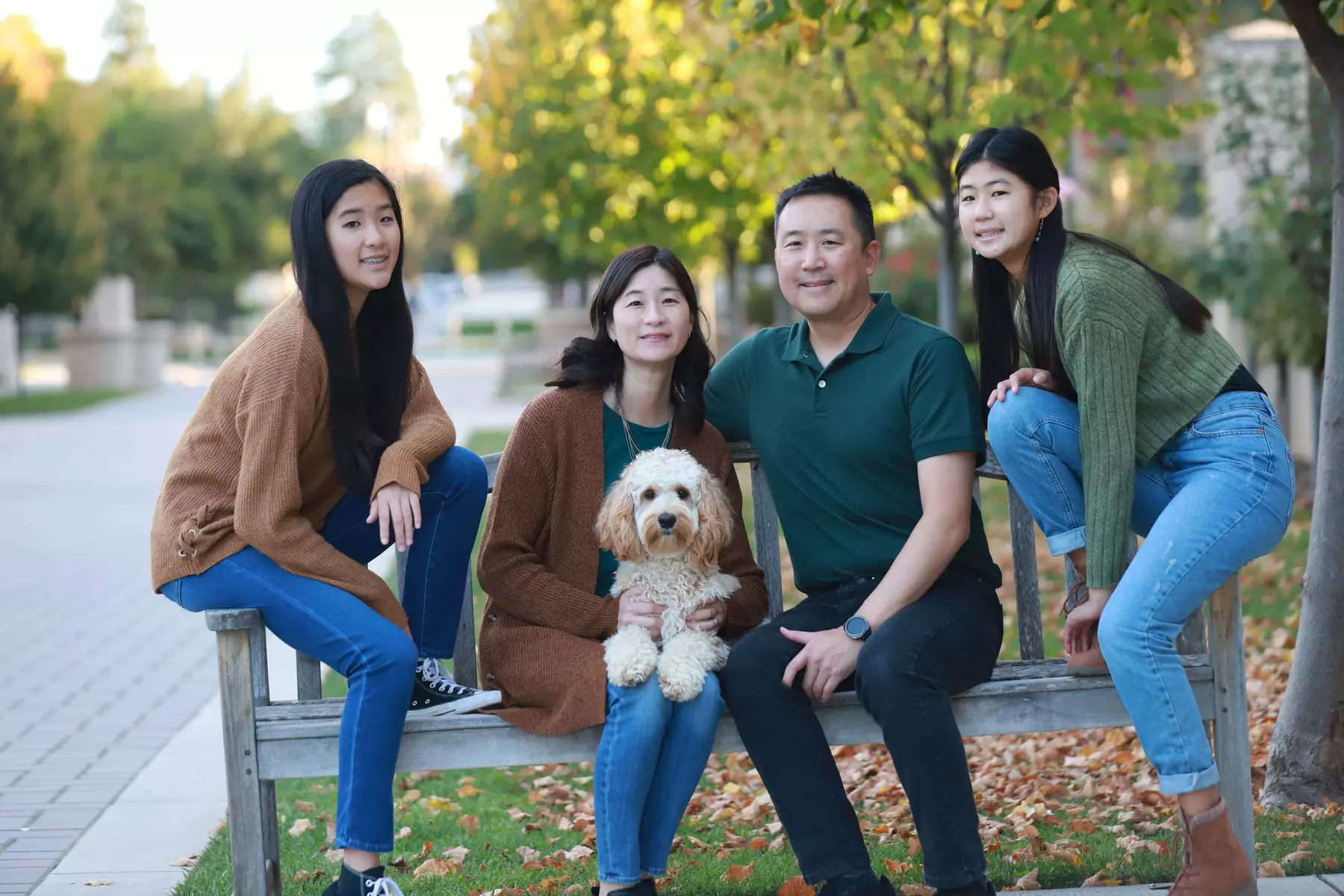 40-Minute On-Location Mini Family Portrait Session for 4-13 People