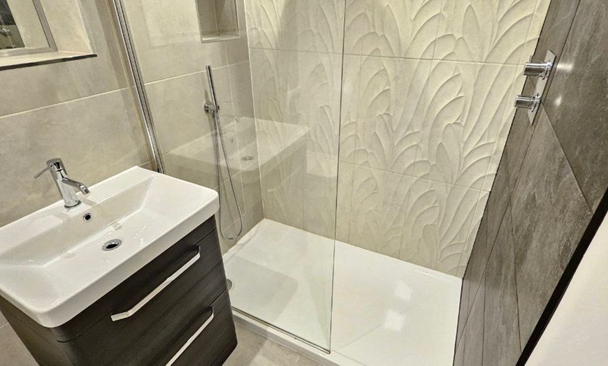 Image 5: Transform with One, Two or Three Rooms and Landing: Carpet Cleaning