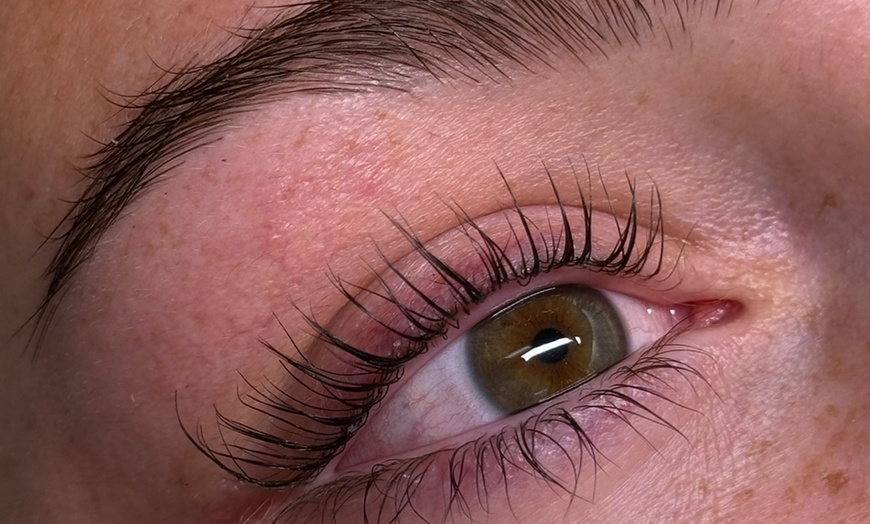 Image 3: Up to 39% Off on Eyelash Perm at Borboleta Studio