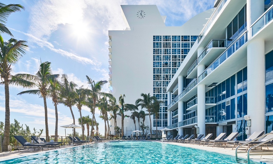 Image 15: Father's Day Wellness Escape: Healing Session, Massage & Resort Access