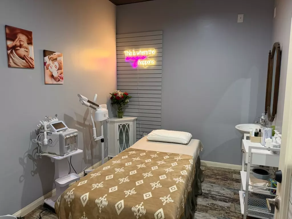 Bliss & Radiance Packages: Massage & Facial for Individuals or Couples