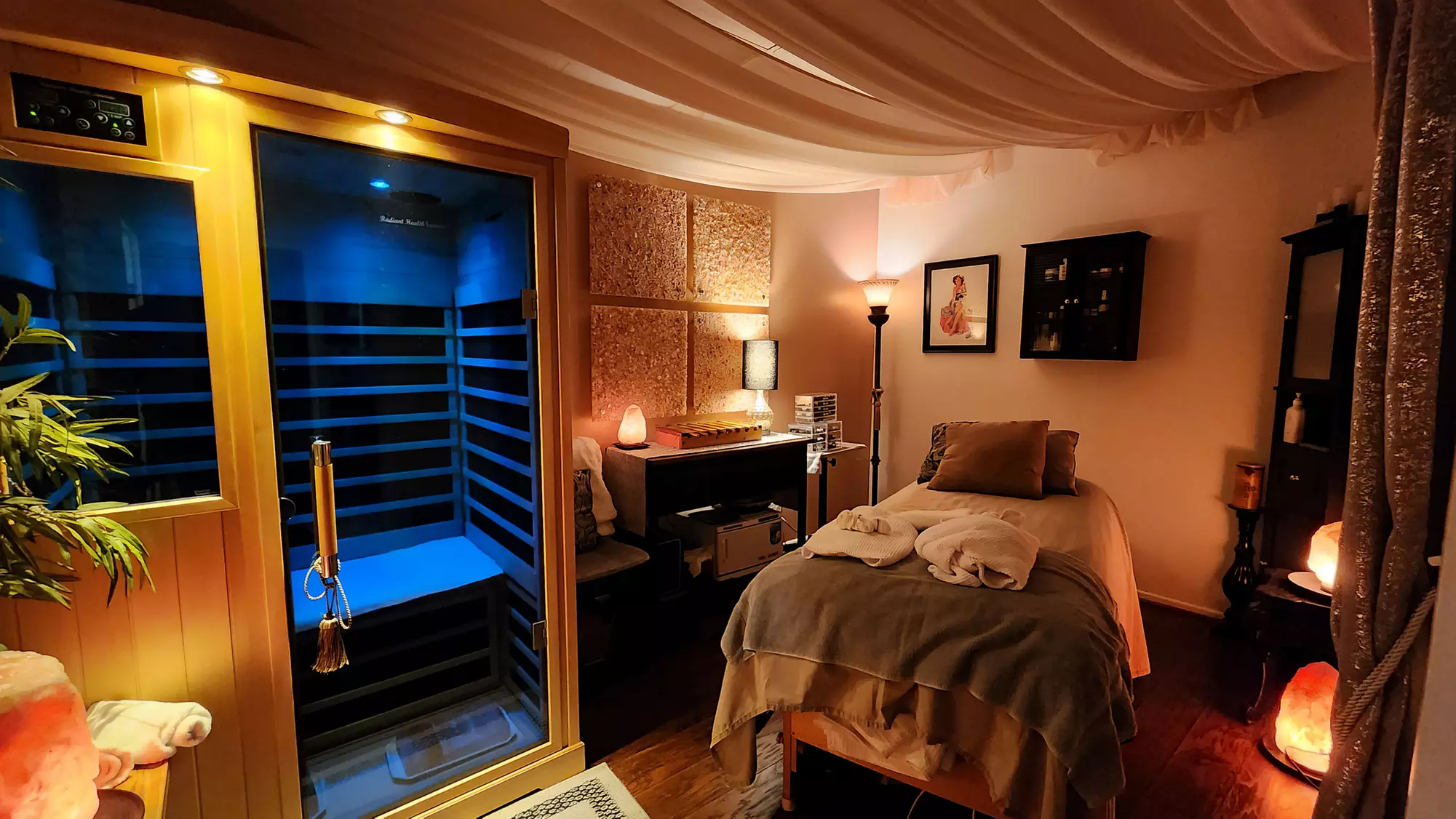 Tranquility & Romance Couples Massage /Spa Package w/ Cocktails & More