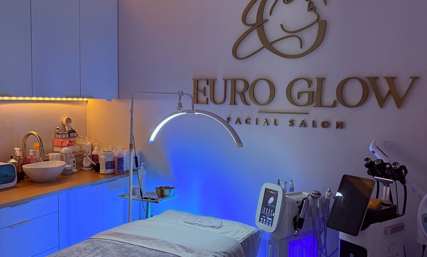 Image 2: One, Two, or Three Skin Tag Removal & Milia With Plasma Pen