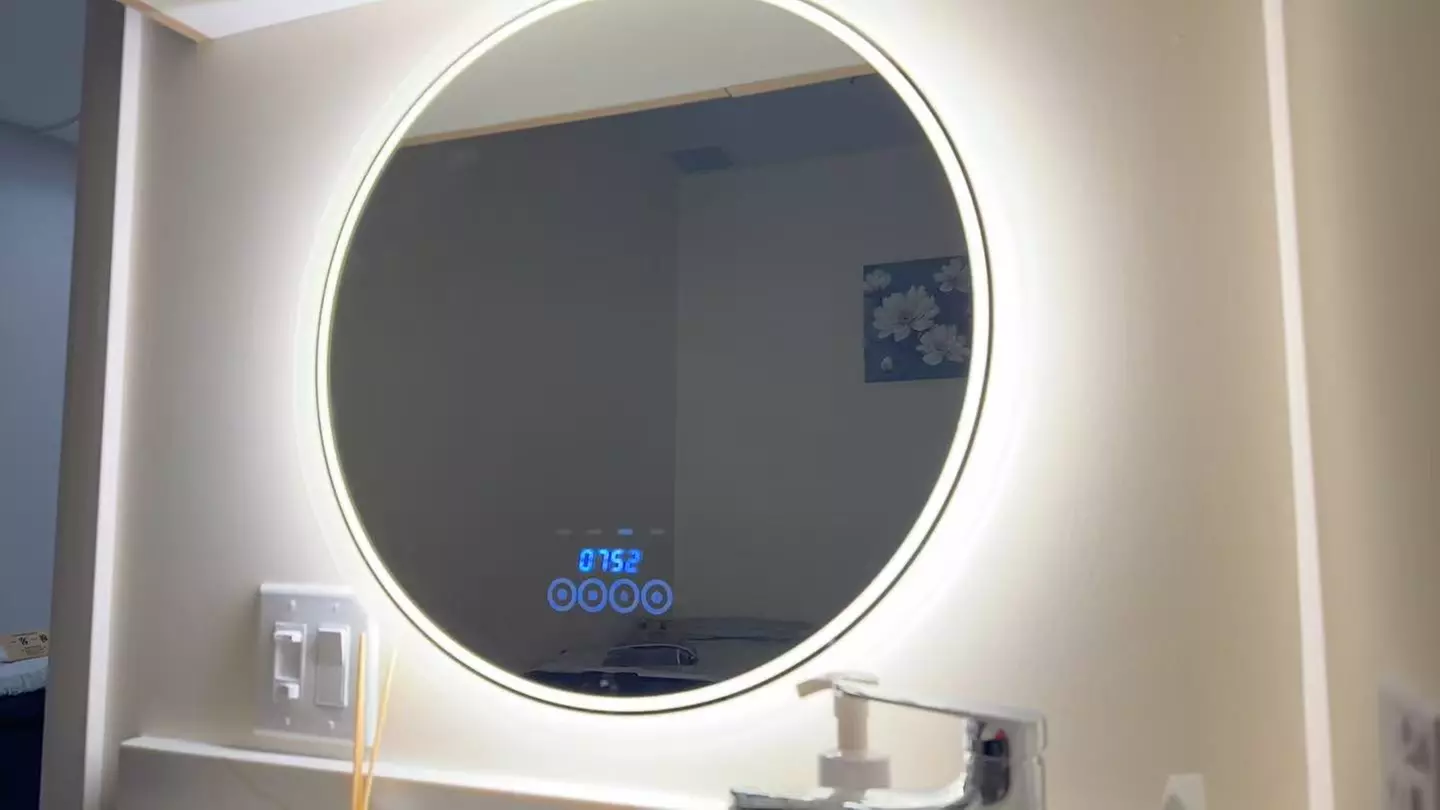 Signature Head Spa with Hydrating Mini Facial Option